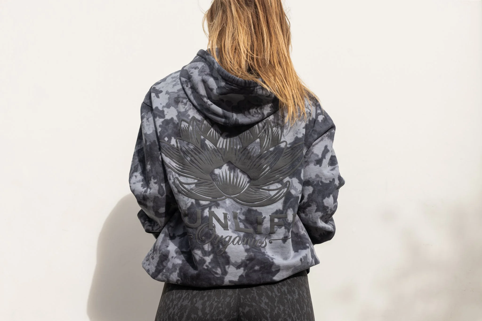SunLife Pullover Hoodie Be Here Now - Tye Dye - Image 4
